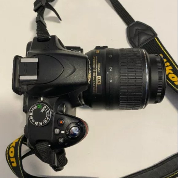 Nikon DSLR Camera D3200 Bundle With Two Lens, Timelapse Remote and More - Picture 7 of 11